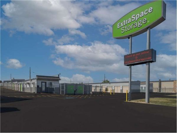 Extra Space Storage - 7325 - Spokane Valley - East Sprague - 16104 East Sprague Avenue