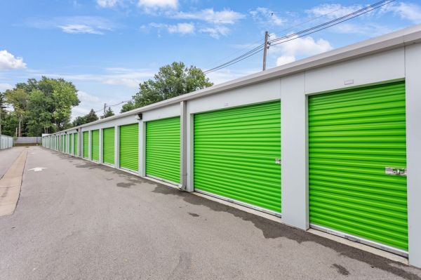 Extra Space Storage - 7085 - Louisville- N Winchester Acres - 3014 North Winchester Acres Road