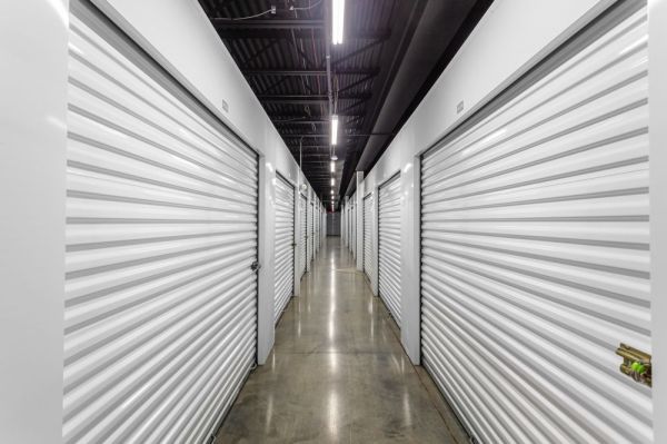 Extra Space Storage - 7085 - Louisville- N Winchester Acres - 3014 North Winchester Acres Road