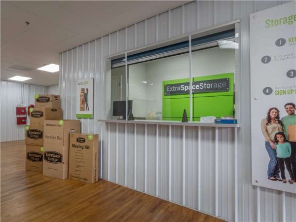 Extra Space Storage - 7411 - Milton - Vanity Fair Rd - 6065 Vanity Fair Road