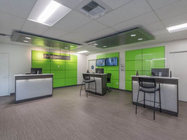 Extra Space Storage - 7435 - Irvine - 2965 Warner Ave - 2965 Warner Avenue