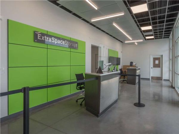 Extra Space Storage - 8979 - Port Charlotte - 4536 Tamiami Trail - 4536 Tamiami Trail