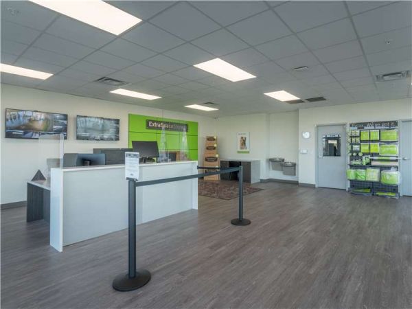 Extra Space Storage - 7414 - Myrtle Beach - Perry Rd - 130 West Perry Road