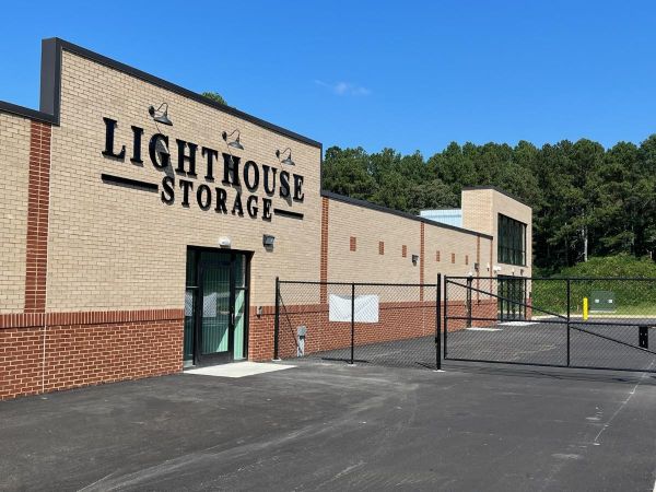 Lighthouse Storage - 2534 Bakers Bridge Road