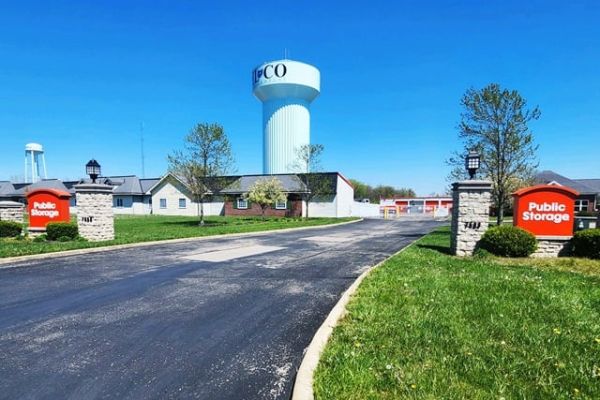 Public Storage - Powell - 7533 Woodcutter Dr - 7533 Woodcutter Dr