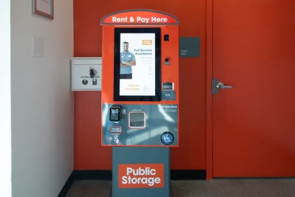 Public Storage - Zionsville - 4628 Northwestern Dr - 4628 Northwestern Dr
