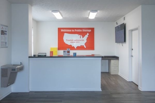 Public Storage - Columbus - 4600 Fisher Rd - 4600 Fisher Rd