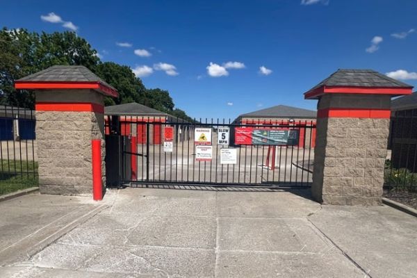 Public Storage - Lafayette - 3607 S 18th St - 3607 S 18th St