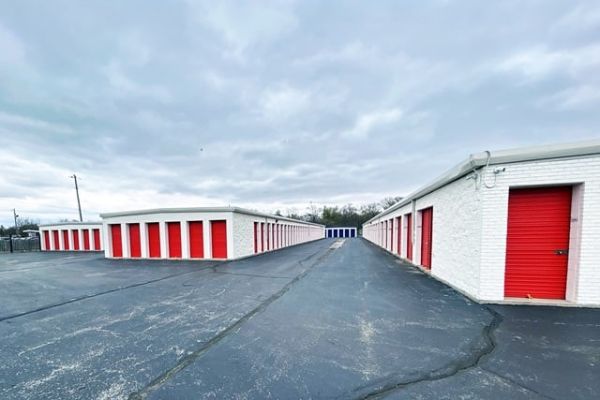 Public Storage - Lafayette - 2669 Old US Highway 231 S - 2669 Old US Highway 231 S