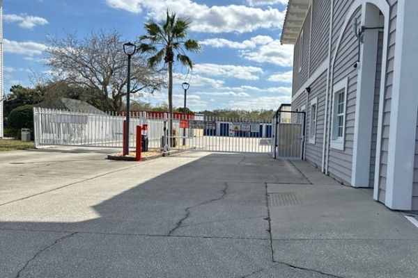 Public Storage - Palm Bay - 888 Palm Bay Rd NE - 888 Palm Bay Rd NE