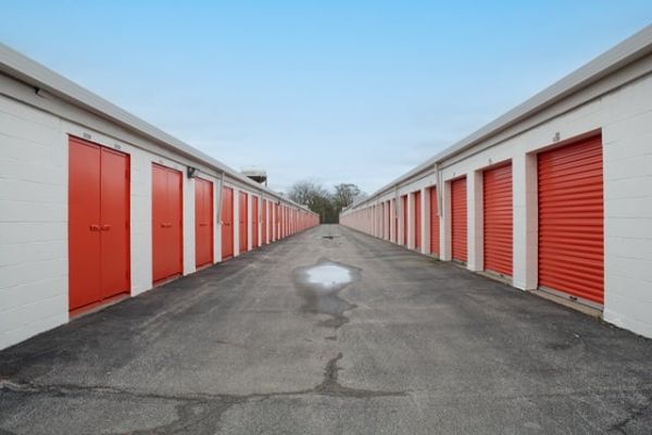 Public Storage - Wheeling - 211 N Elmhurst Rd - 211 N Elmhurst Rd