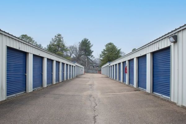 Public Storage - Collierville - 314 S Mount Pleasant Rd - 314 S Mount Pleasant Rd