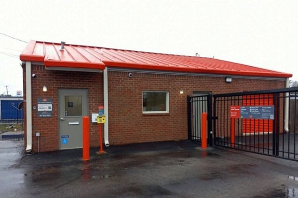 Public Storage - Memphis - 6504 E Raines Rd - 6504 E Raines Rd