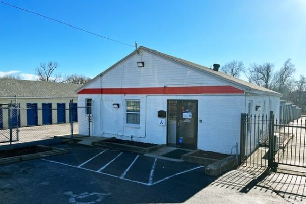 Public Storage - Memphis - 3969 N Watkins St - 3969 N Watkins St