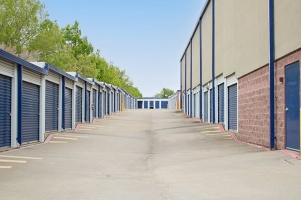 Public Storage - Ft. Worth - 5600 Bryant Irvin Rd - 5600 Bryant Irvin Rd