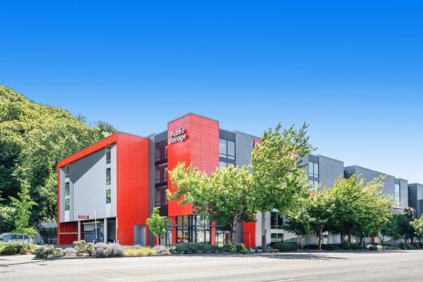 Public Storage - Seattle - 1602 15th Ave W - 1602 15th Ave W