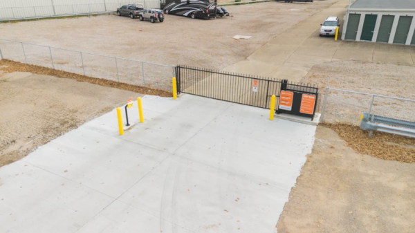 Mini Mall Storage - Belpre - 138 Lee Street
