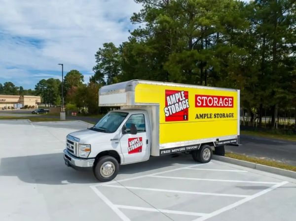 Ample Storage Leiden Lane - 4000 North Bailey Bridge Road
