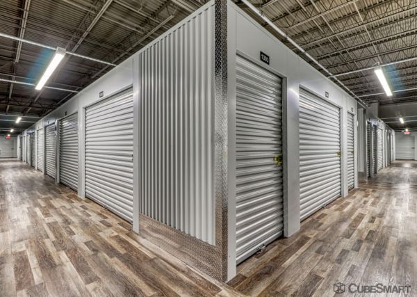 CubeSmart Self Storage - 3711 Lapeer Road - 3711 Lapeer Road