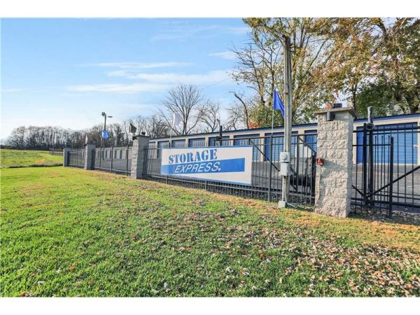 Extra Space Storage - 2107 - Charlestown - Market St - 142 Market Street