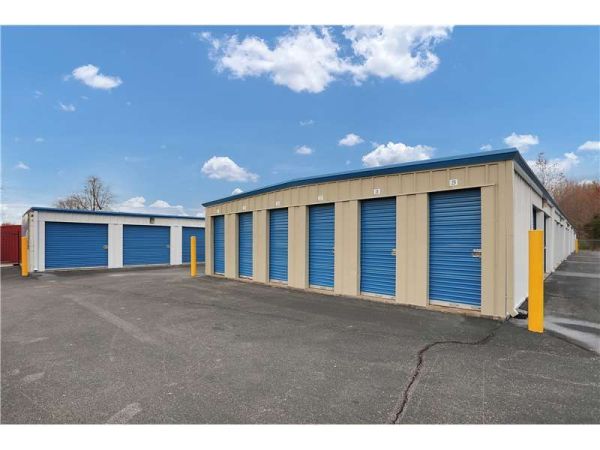 Extra Space Storage - 2133 - Scottsburg - Gardner St - 1129 South Gardner Street