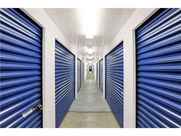 Extra Space Storage - 2140 - Sellersburg - Perry Crossing Rd - 4201 Perry Crossing Road