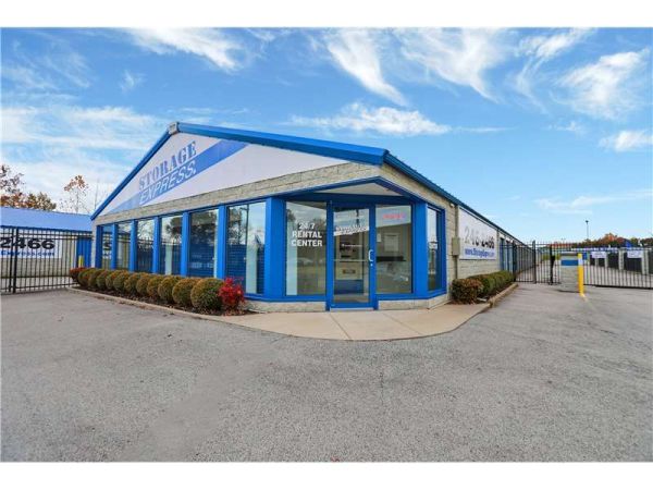Extra Space Storage - 2141 - Sellersburg - Hardy Way - 1000 Hardy Way