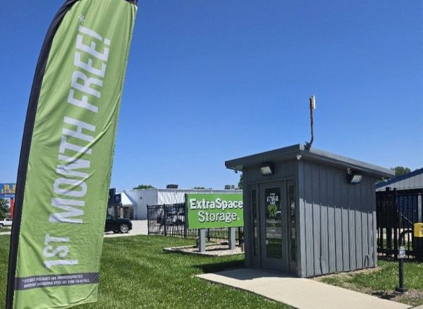 Extra Space Storage - 2156 - Bethalto - Moreland Rd - 715 South Moreland Road