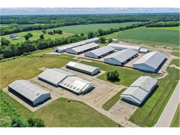 Extra Space Storage - 2158 - Heyworth - 3745 N 1475 East Rd - 3745 North 1475 East Road