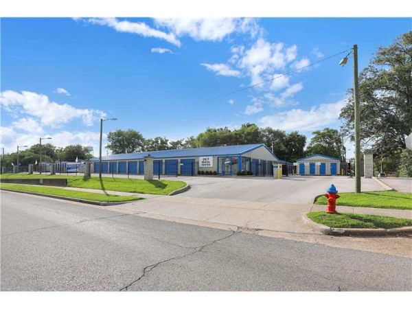 Extra Space Storage - 2172 - Mount Carmel - 3rd St - 902 West 3rd Street