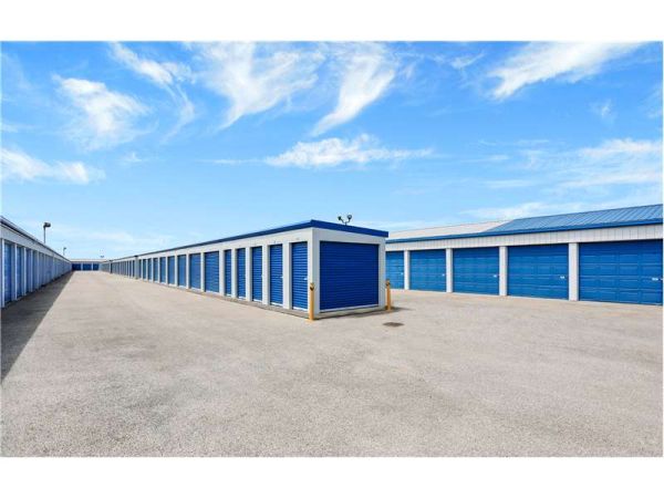 Extra Space Storage - 2174 - Effingham - 1000th St - 16689 County Road 1000 East