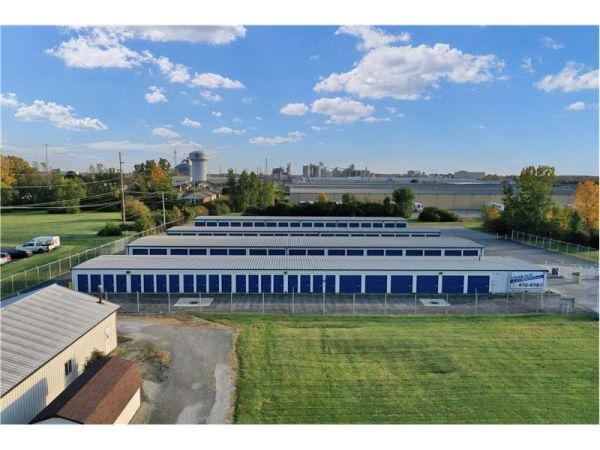Extra Space Storage - 2201 - Sidney - Michigan St - 2471 West Michigan Street
