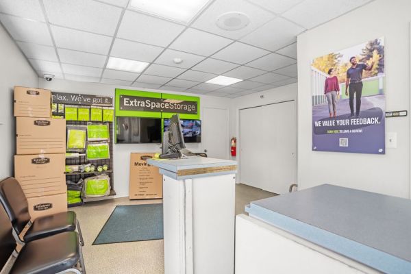 Extra Space Storage - 6202 - Chester - Brookside Ave - 53 Brookside Avenue