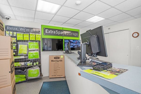 Extra Space Storage - 6202 - Chester - Brookside Ave - 53 Brookside Avenue