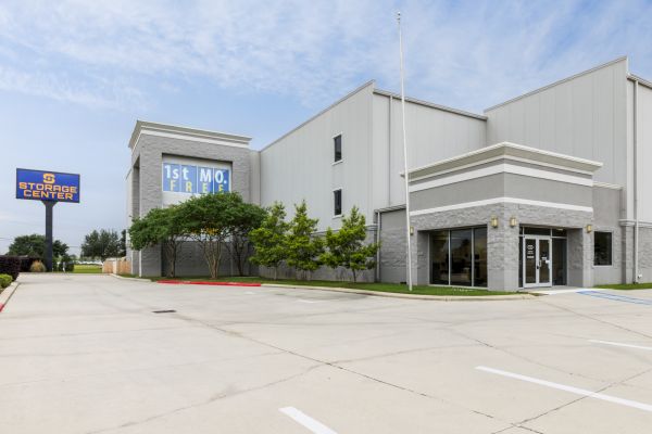 The Storage Center 8009 - Indutriplex - 12340 Industriplex Boulevard
