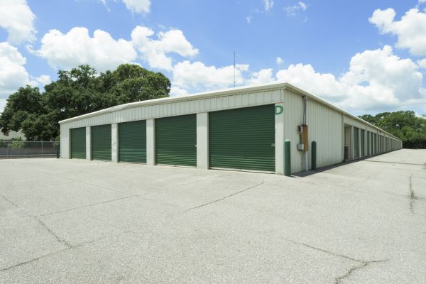 The Storage Center 8012 - Ambassador - 2952 Ambassador Caffery Parkway