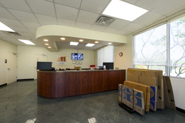 The Storage Center 8016 - Pearl - 4235 U.s. 80