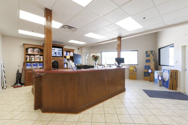 The Storage Center 8028 - Sherwood Forest - 2914 South Sherwood Forest Boulevard