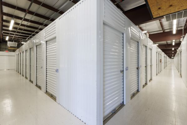 The Storage Center 8028 - Sherwood Forest - 2914 South Sherwood Forest Boulevard