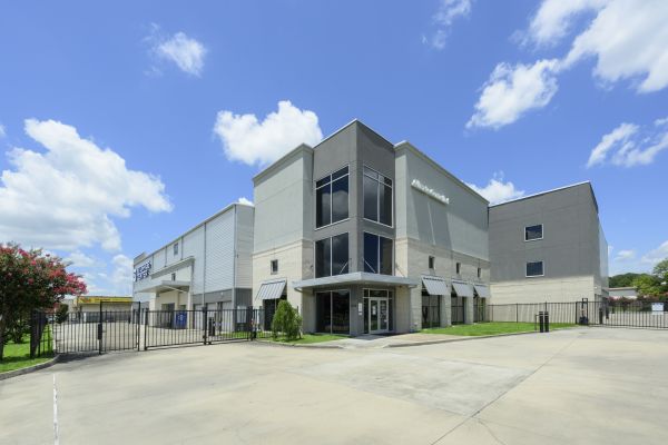 The Storage Center 8039 - Evangeline - 2036 Northeast Evangeline Thruway