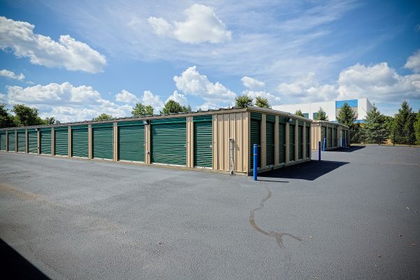 Access Self Storage - Access Self Storage of Manalapan - 100 Madison Avenue
