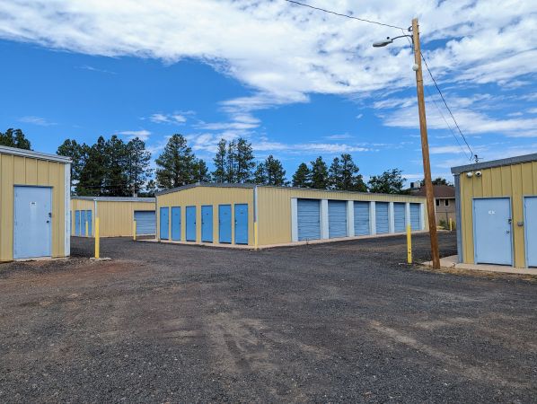 Columbia Self Storage - Lakeside - 5794 Wagon Wheel Plaza