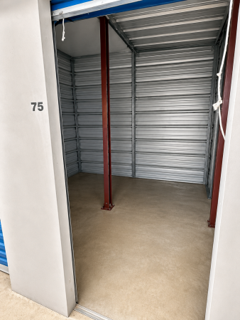 Savy Space Self Storage - 2218A Rosier Road