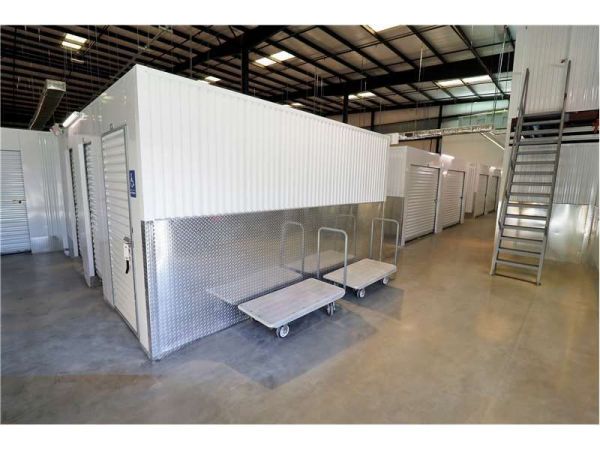Extra Space Storage - 7993 - Burlington - Park Ave - 533 North Park Avenue