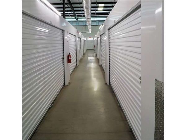 Extra Space Storage - 7993 - Burlington - Park Ave - 533 North Park Avenue