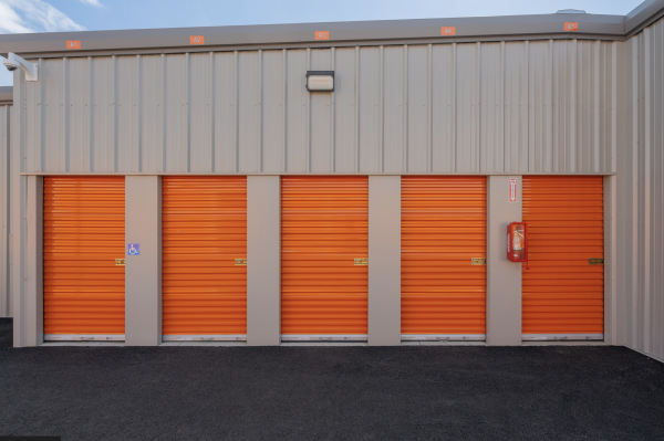 Woodburn Storage - 680 South Pacific Highway