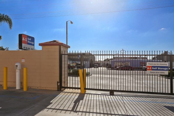 A-1 Self Storage - Fullerton - 1415 W Commonwealth Ave - 1415 West Commonwealth Avenue