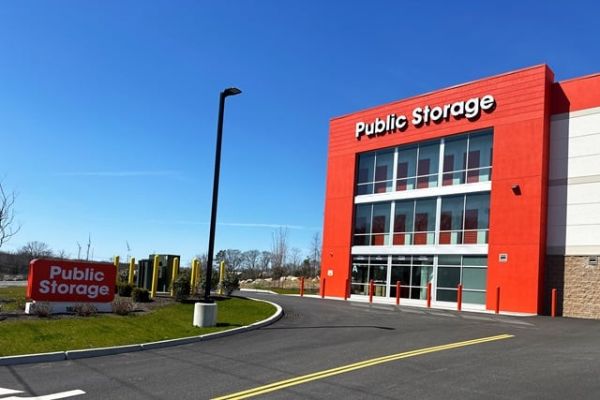 Public Storage - Johnston - 1825 Plainfield Pike - 1825 Plainfield Pike