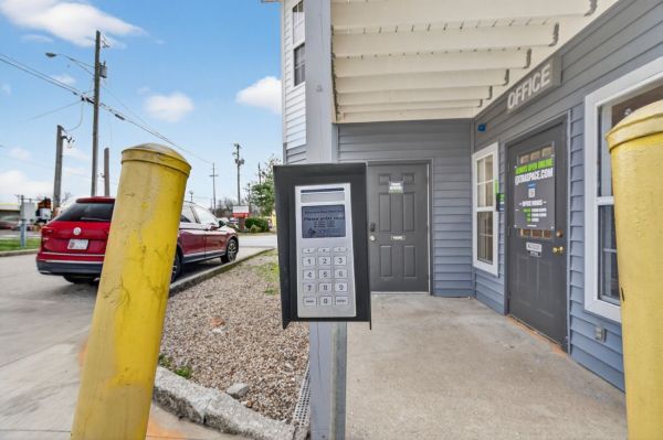 Extra Space Storage - 6289 - Louisville - Taylorsville Rd - 9702 Taylorsville Road