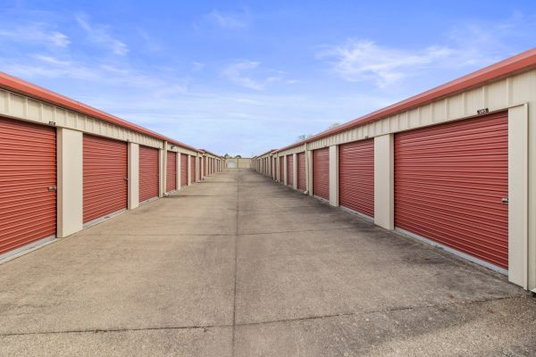 Storage Sense - Crestwood - Concord - 5800 Concord Avenue